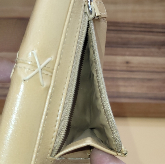Women's Tan Wallet With Front Stitching Detail, Like New - Picture 2 of 4